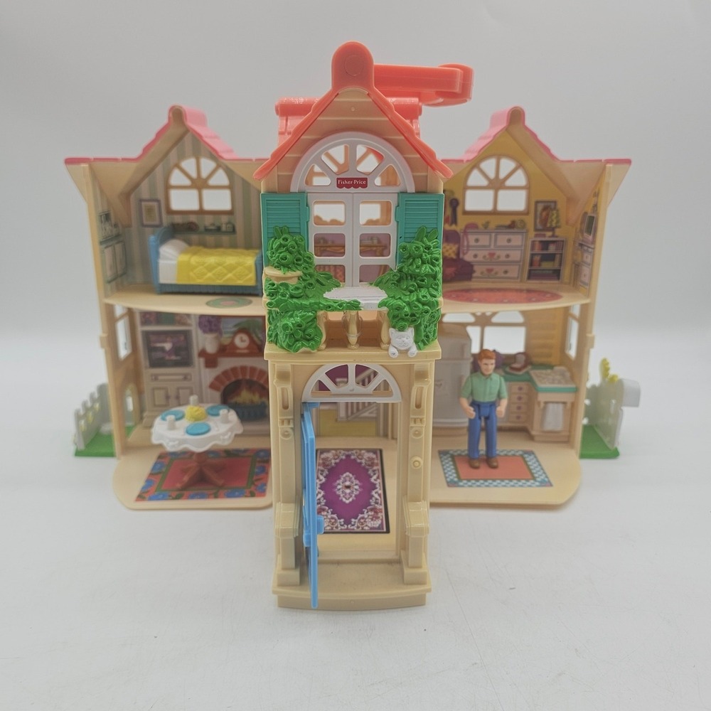 Vintage Fisher-Price Loving Family Sweet Streets Country Cottage Doll House 2000